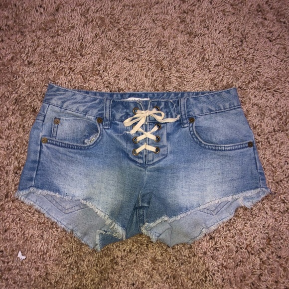 Billabong Jean Shorts Tie - Picture 1 of 3